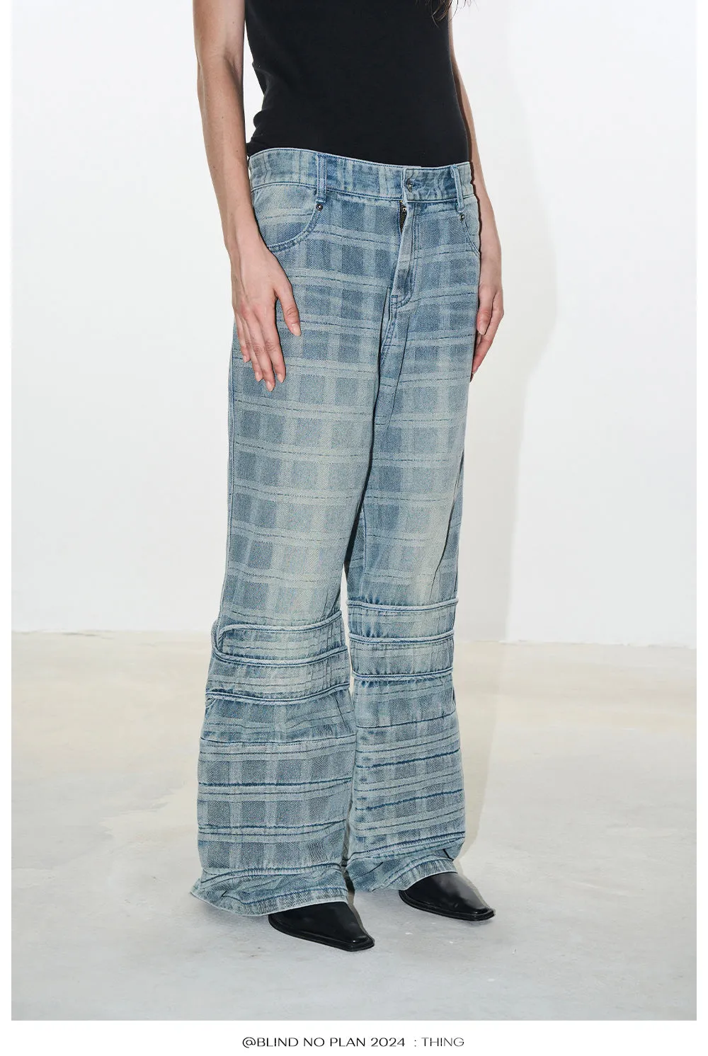 Damaged checkered micro flared denim pants