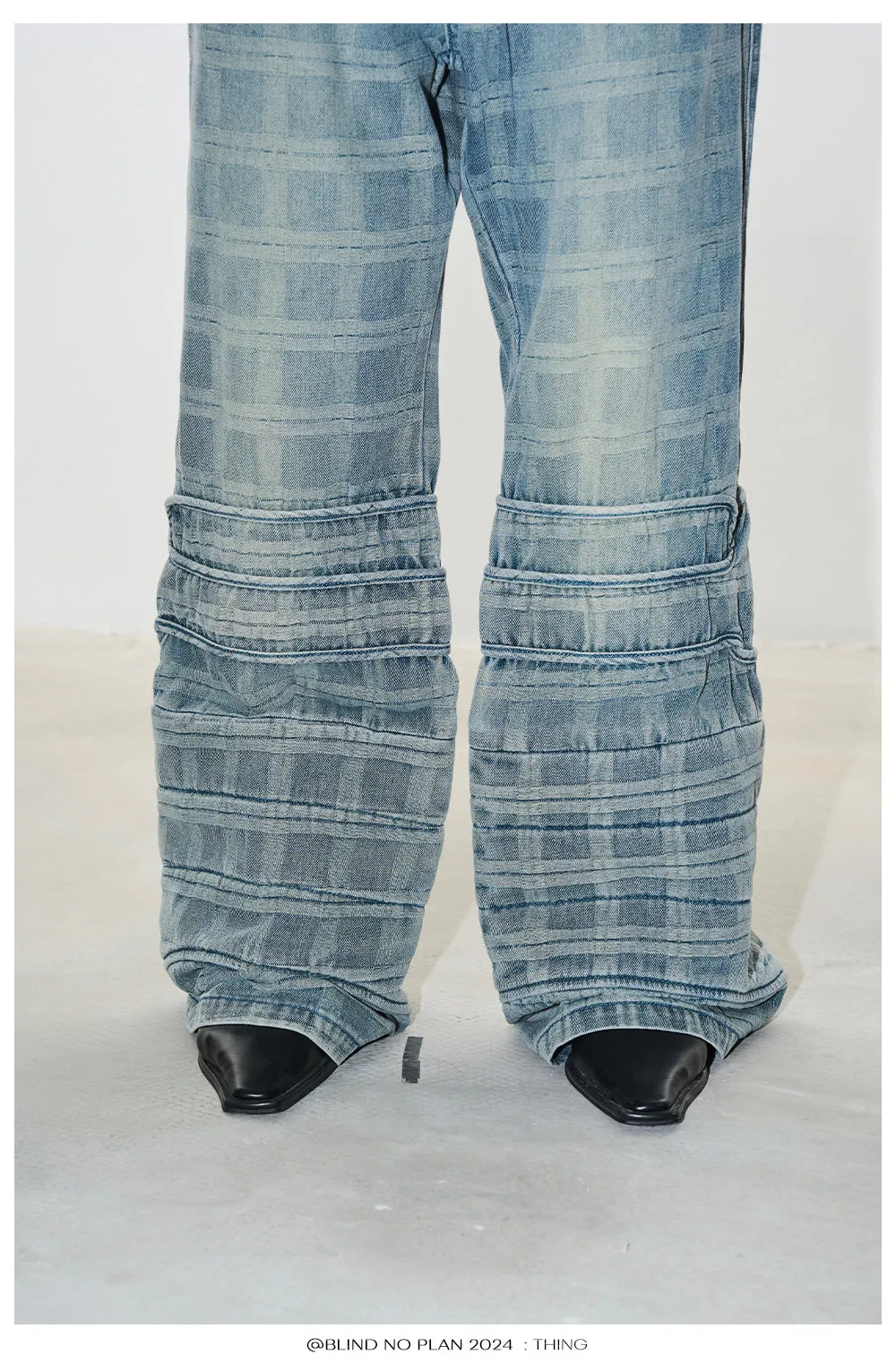 Damaged checkered micro flared denim pants