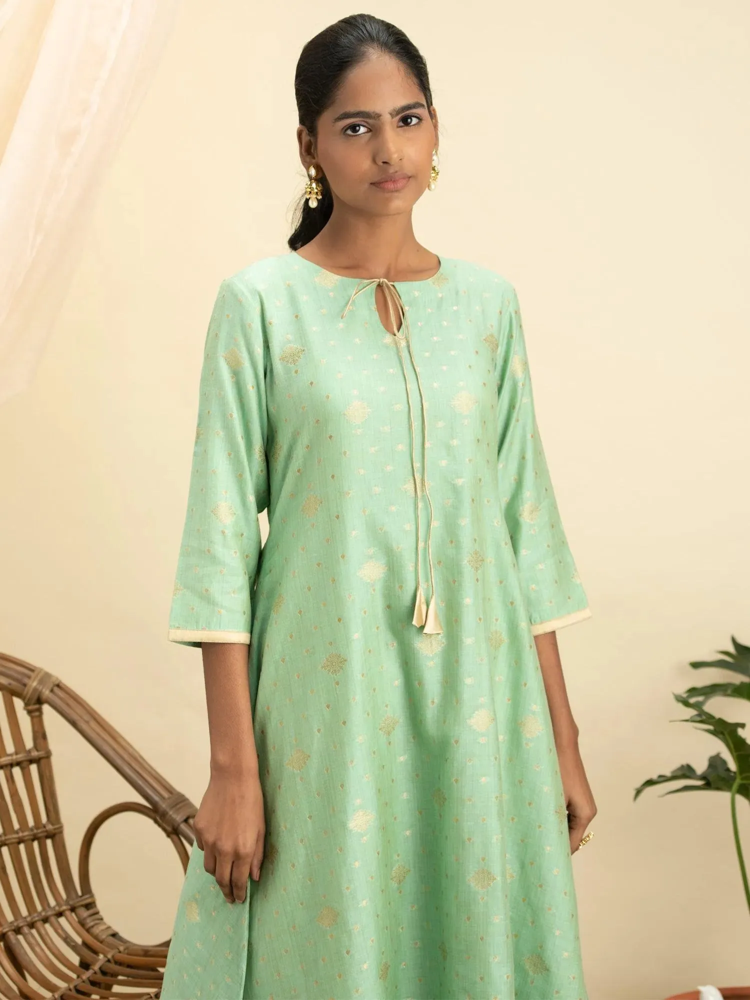 Green Self Design Silk A-Line Kurta With Skirt