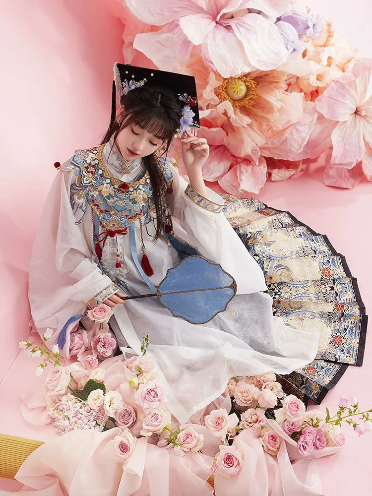 Junxin Lingyun 君心凌云 Reaching Clouds Modernized Ming Dynasty Cloud Collar Set