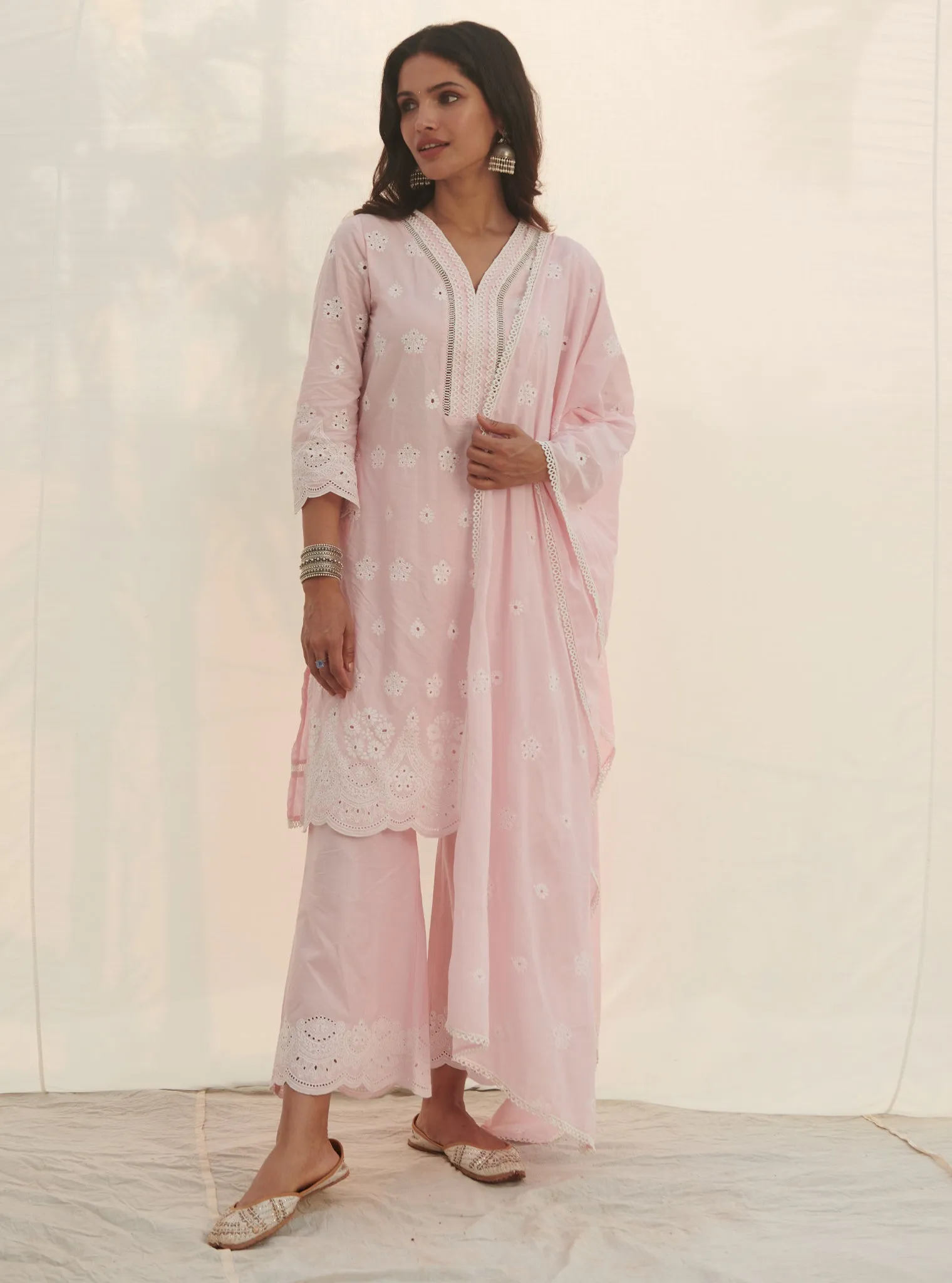 Mulmul Cotton Calvim Pink Kurta With Mulmul Cotton Calvim Pink Pant