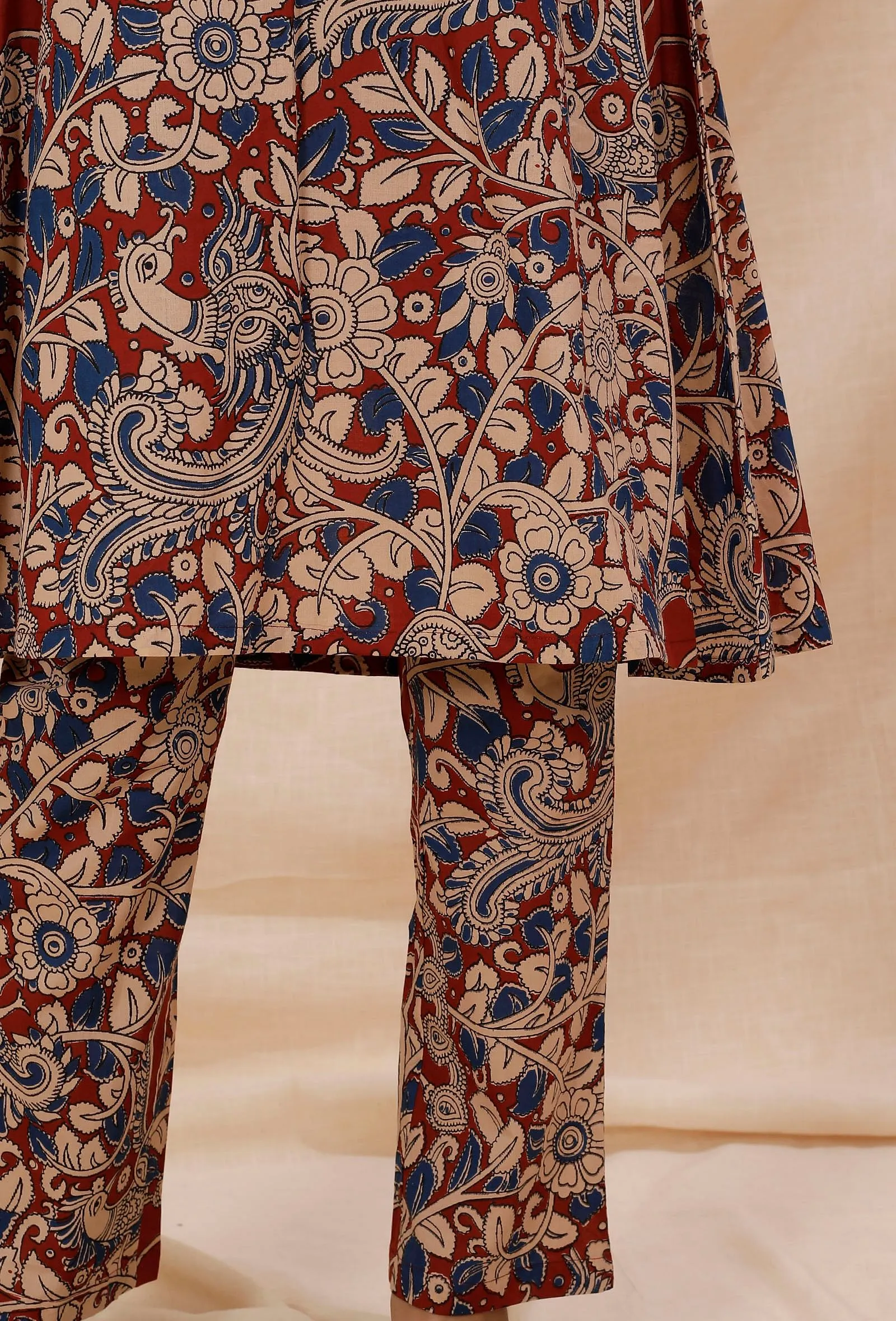 Set of 2: Rust Red Kalamkari Flared Cotton Kurta With Straight Cotton Pants