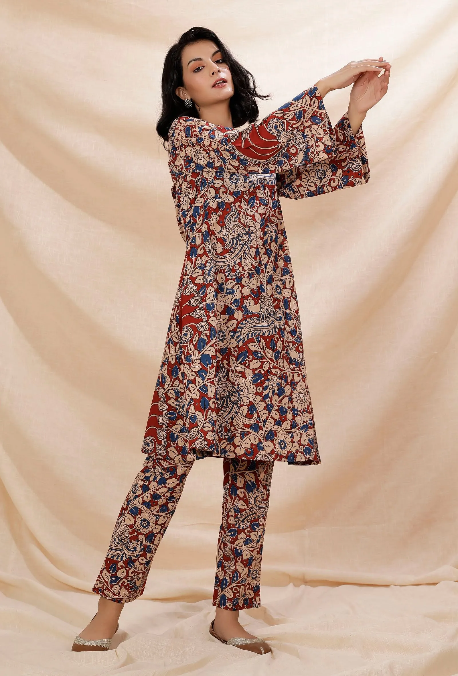 Set of 2: Rust Red Kalamkari Flared Cotton Kurta With Straight Cotton Pants