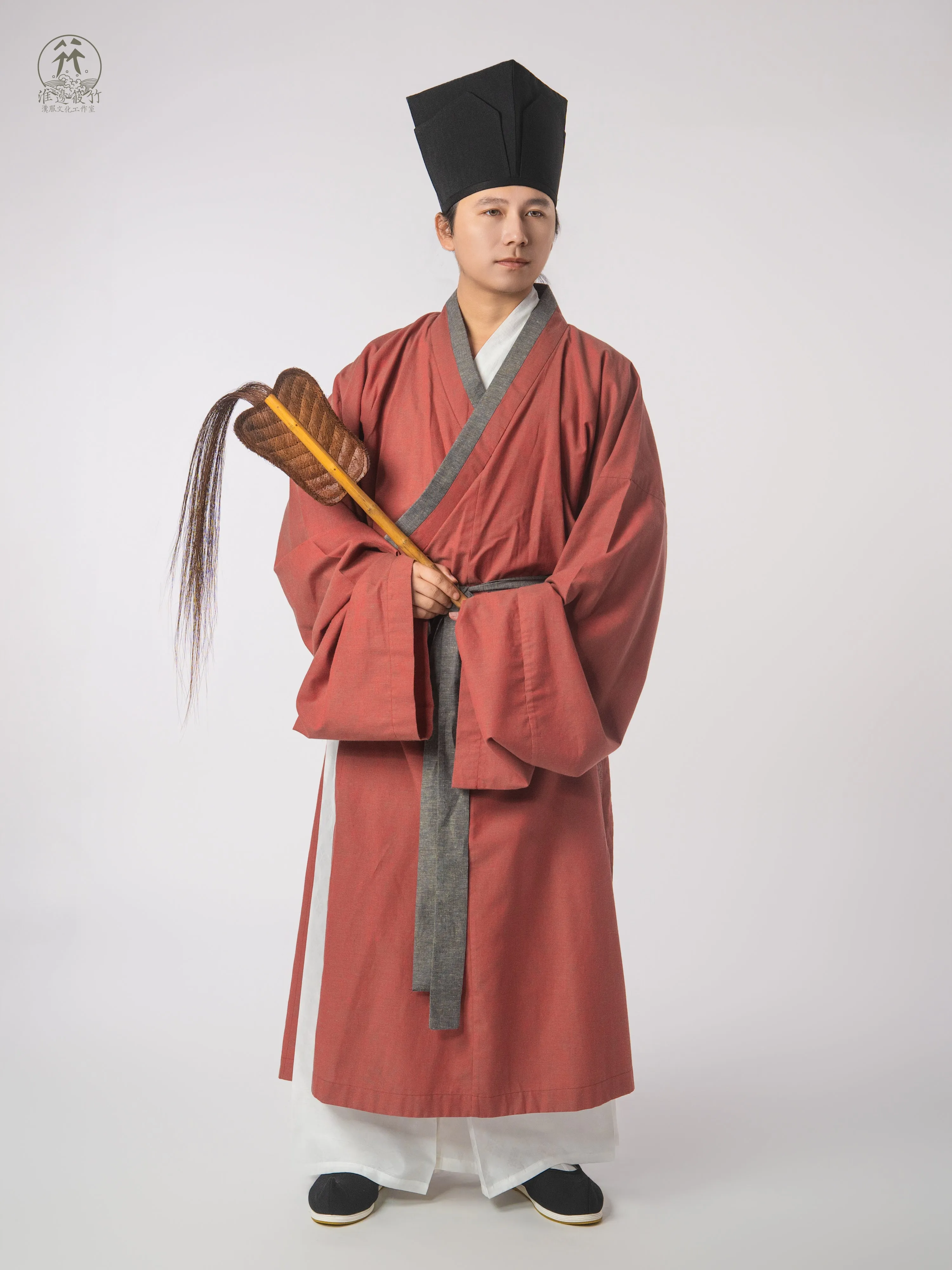 Shi Shu 士庶 Scholar & Commoner Men's & Unisex Song Ming Jiaoling Changshan Cross Collar Robe